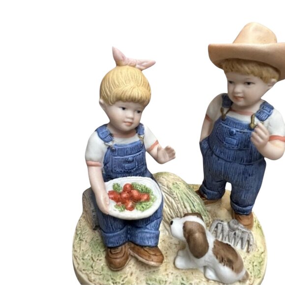 Homco 1985 Denim Days Debbie Danny Puppy Dog Apples Porcelain Figurine - Picture 4 of 6